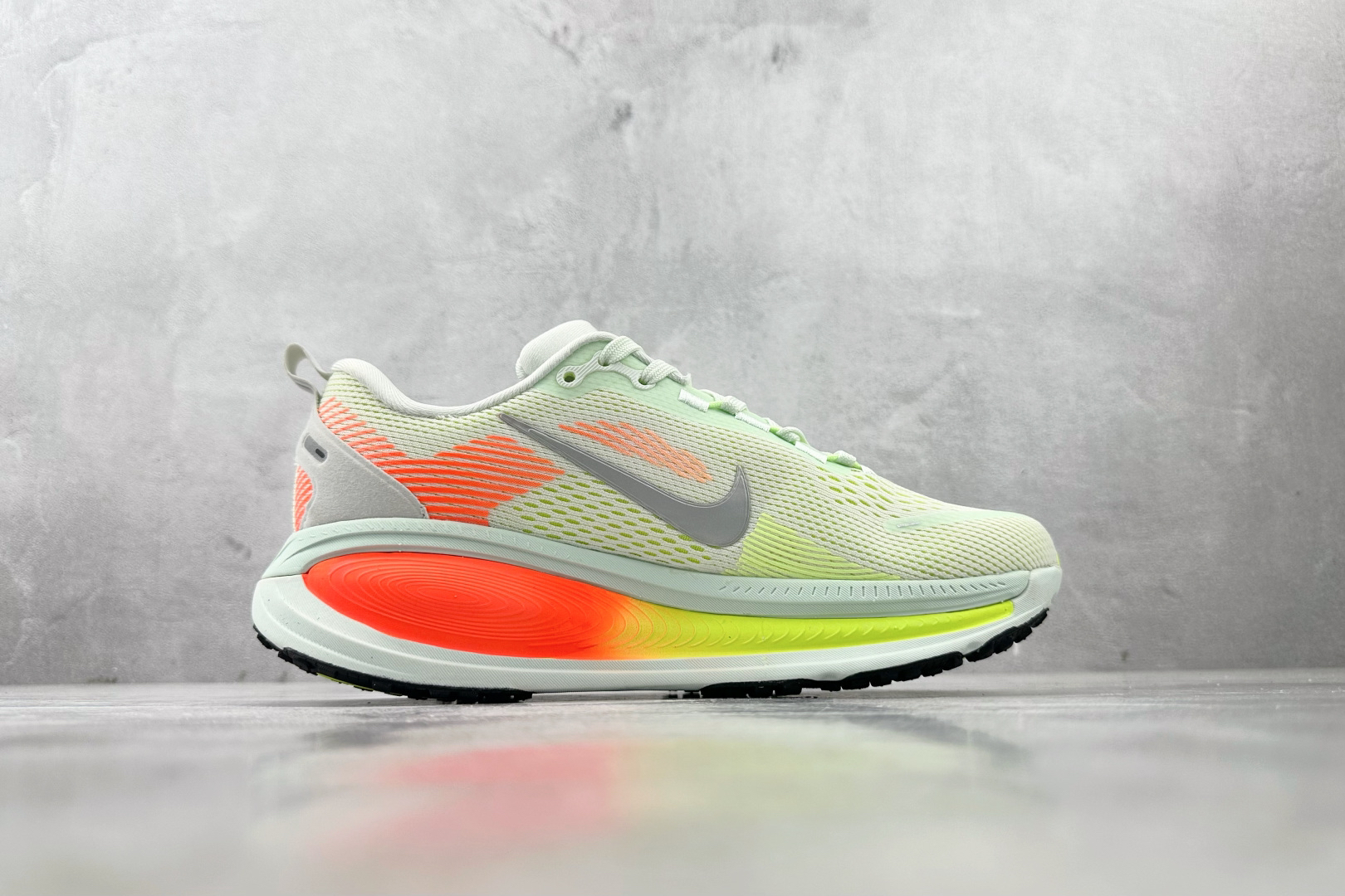 Nike Sneakers-165
