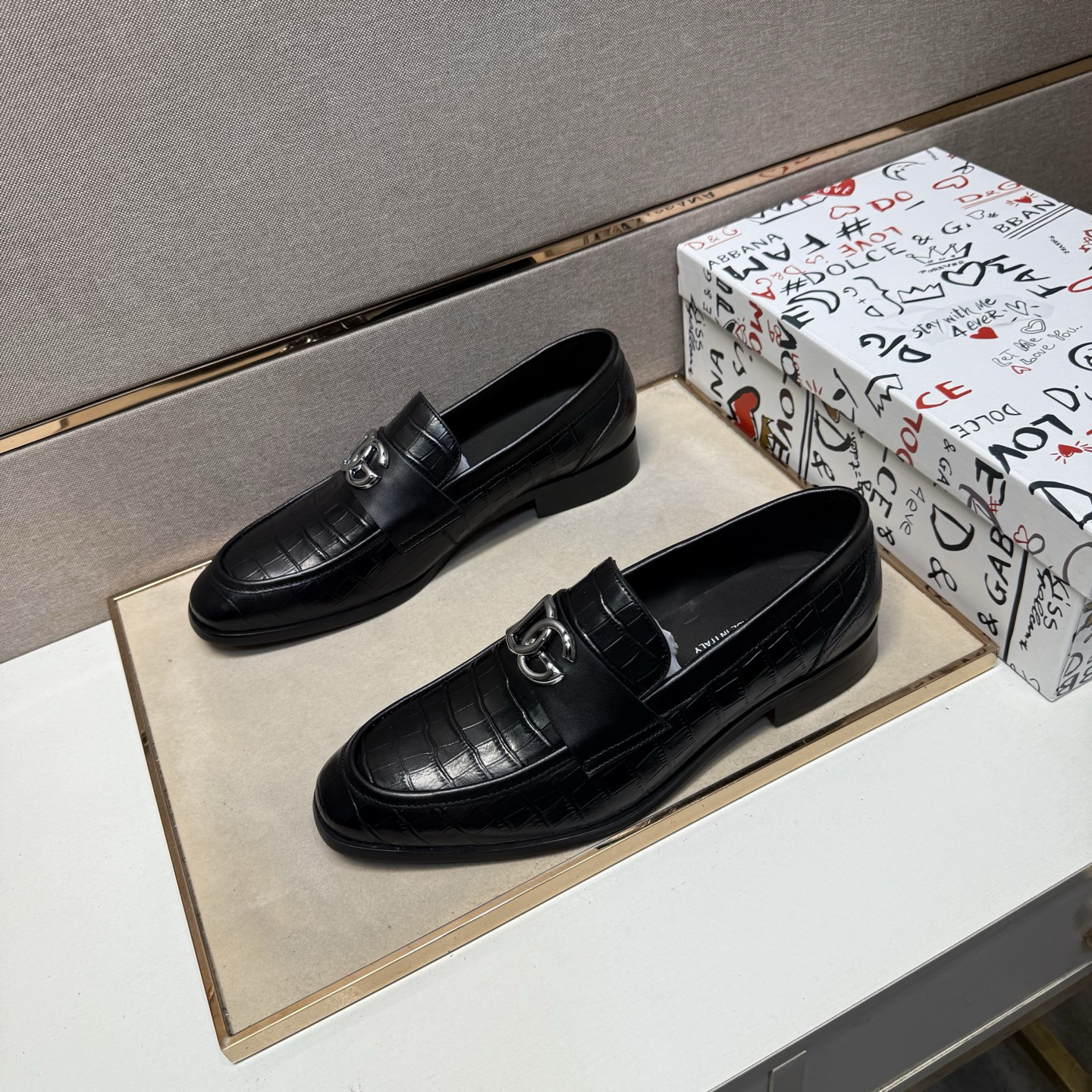 D&G men's leather shoes-96
