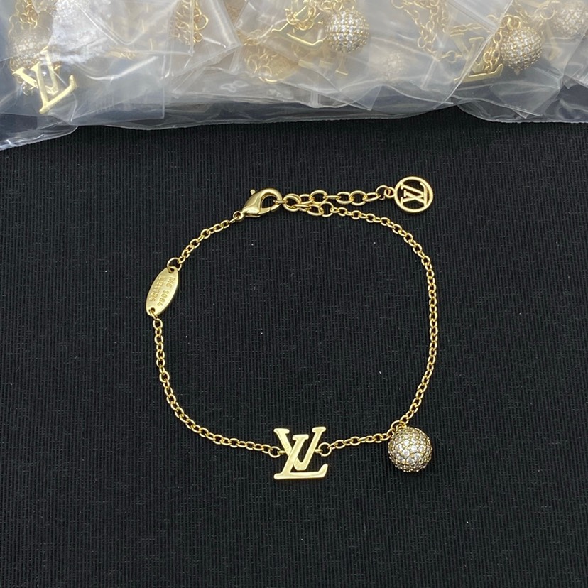 LV Bracelet-92