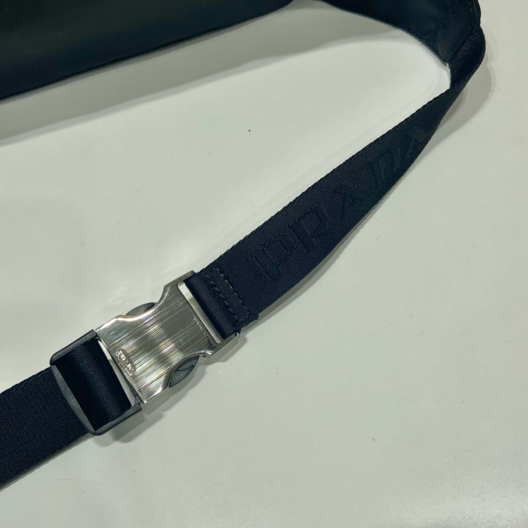 Prada bag-284
