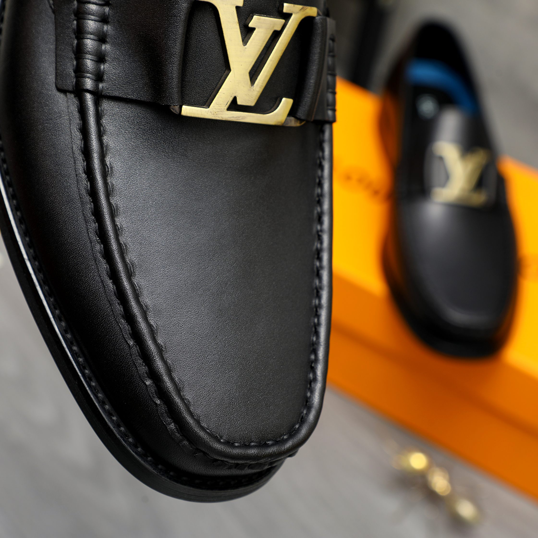 LV women's leather shoes-40