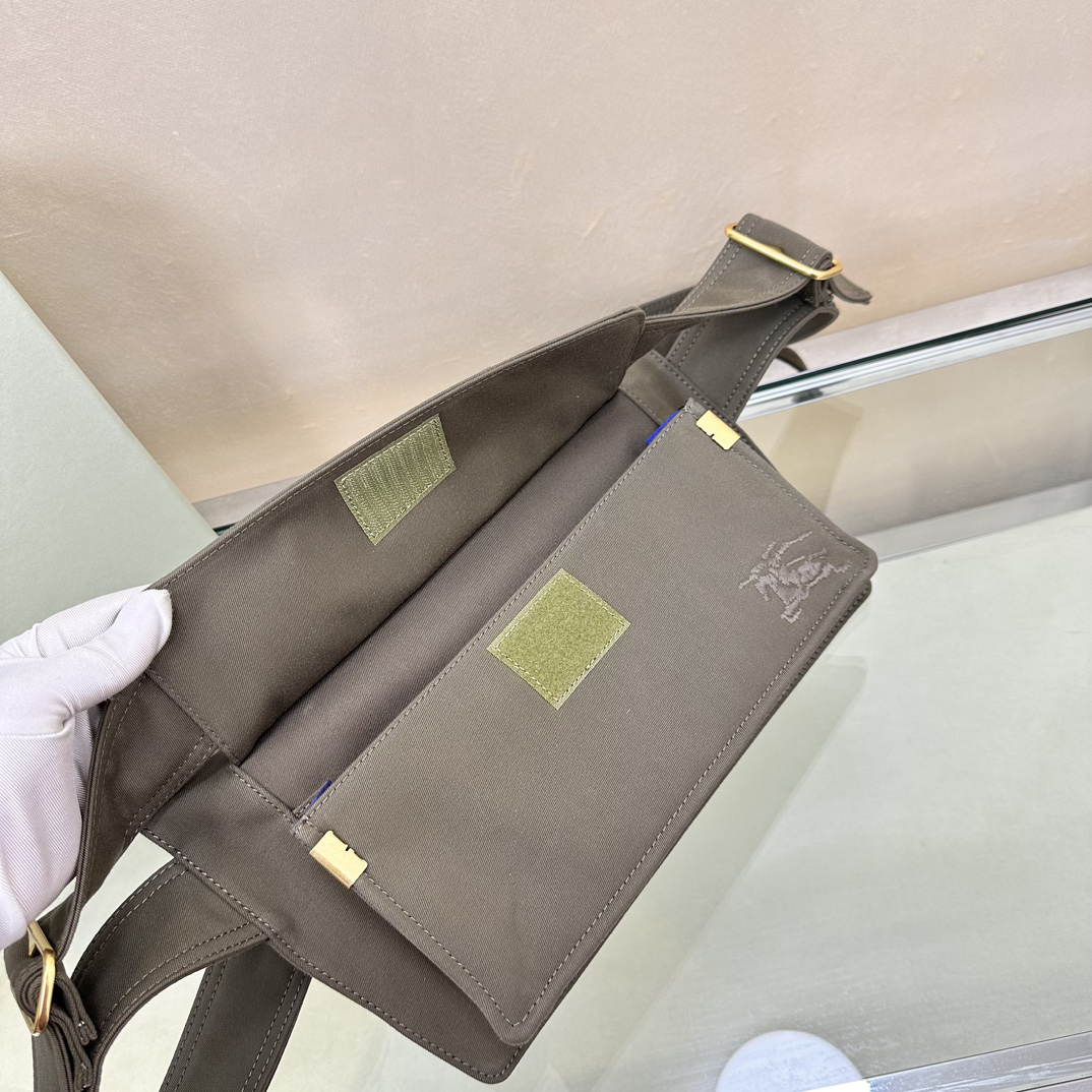 Burberry bag-79