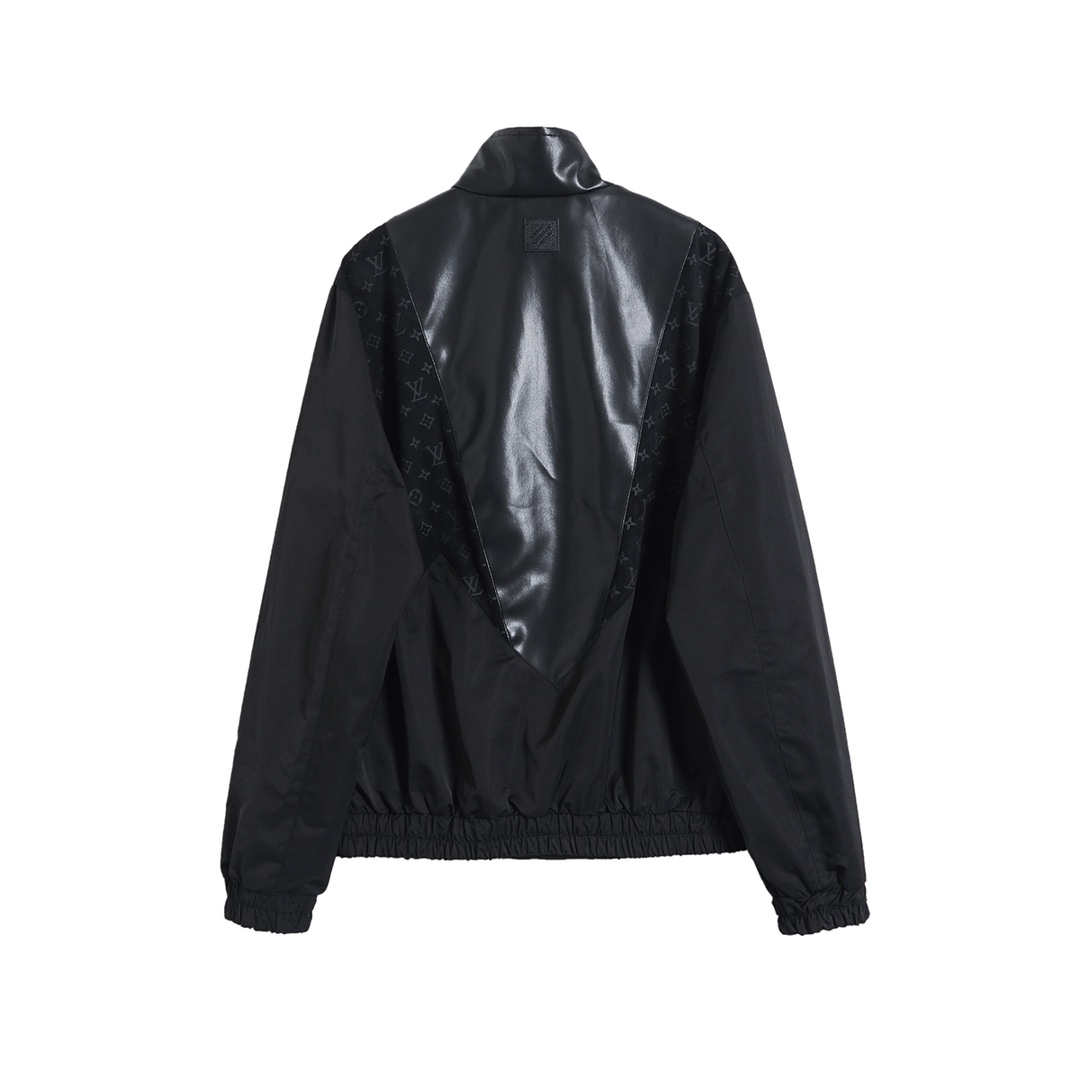 LV Clothing-263