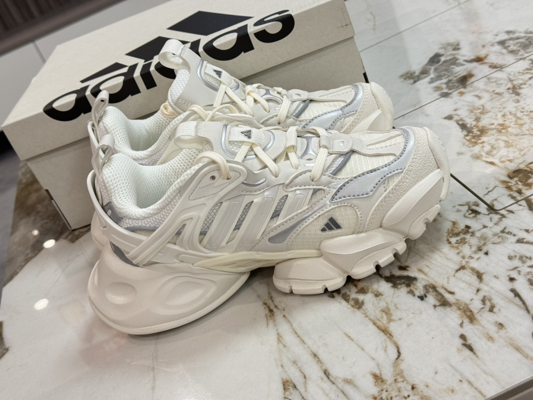Adidas Sneakers-126
