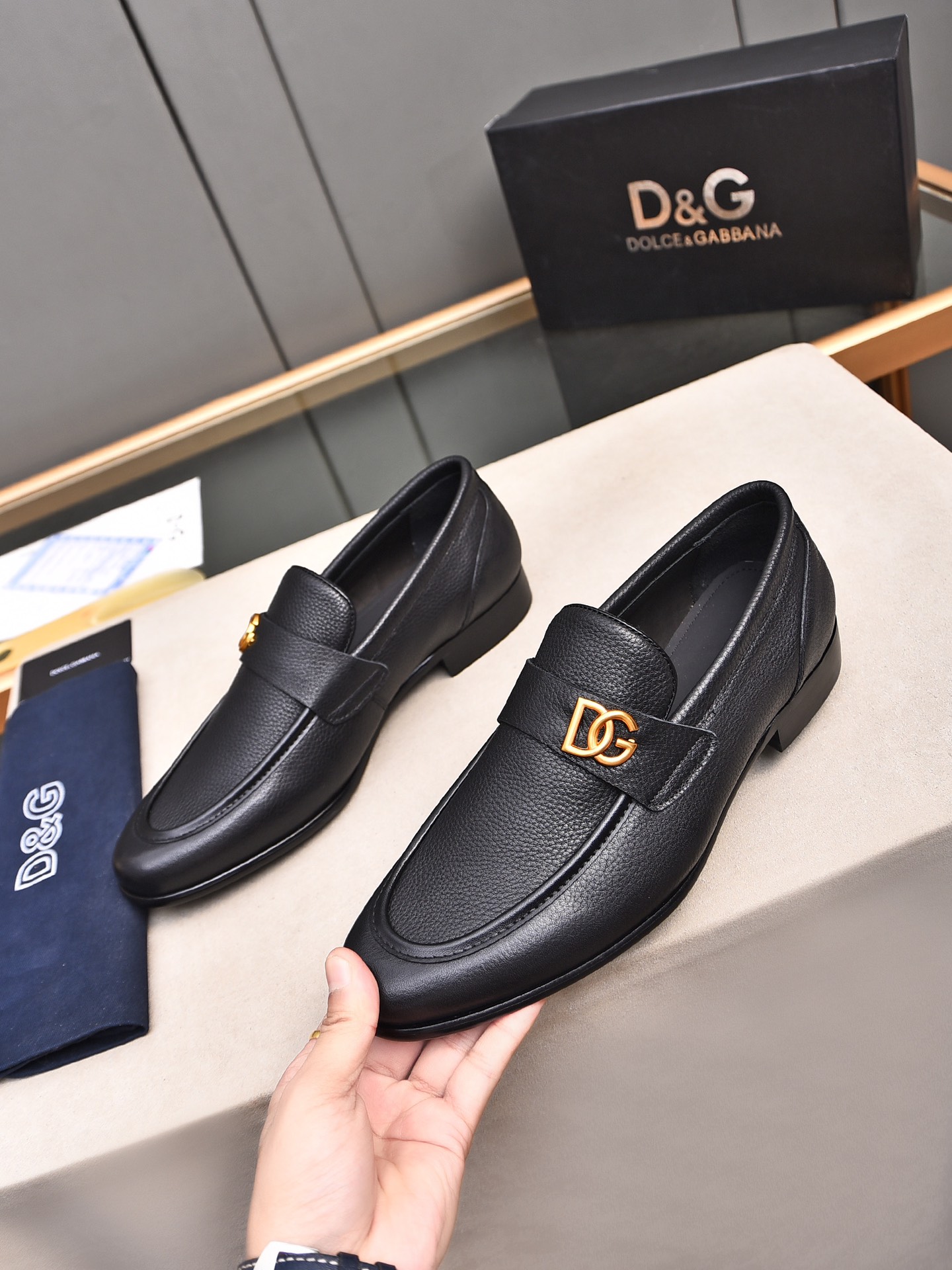 D&G men's leather shoes-16