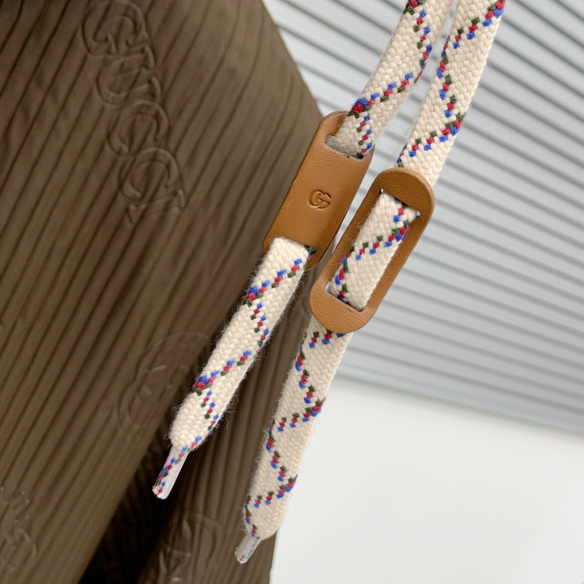 Gucci Clothing-342