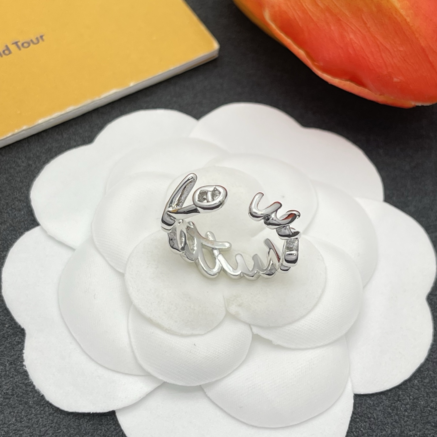 LV ring-81