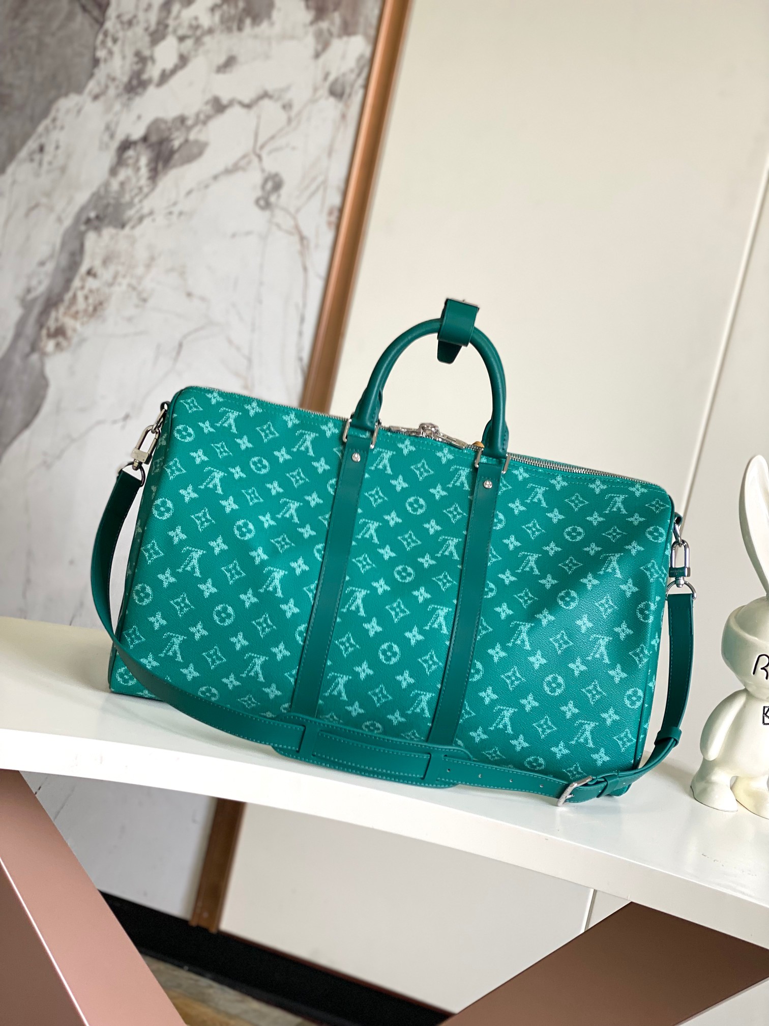 Louis Vuitton bag-184