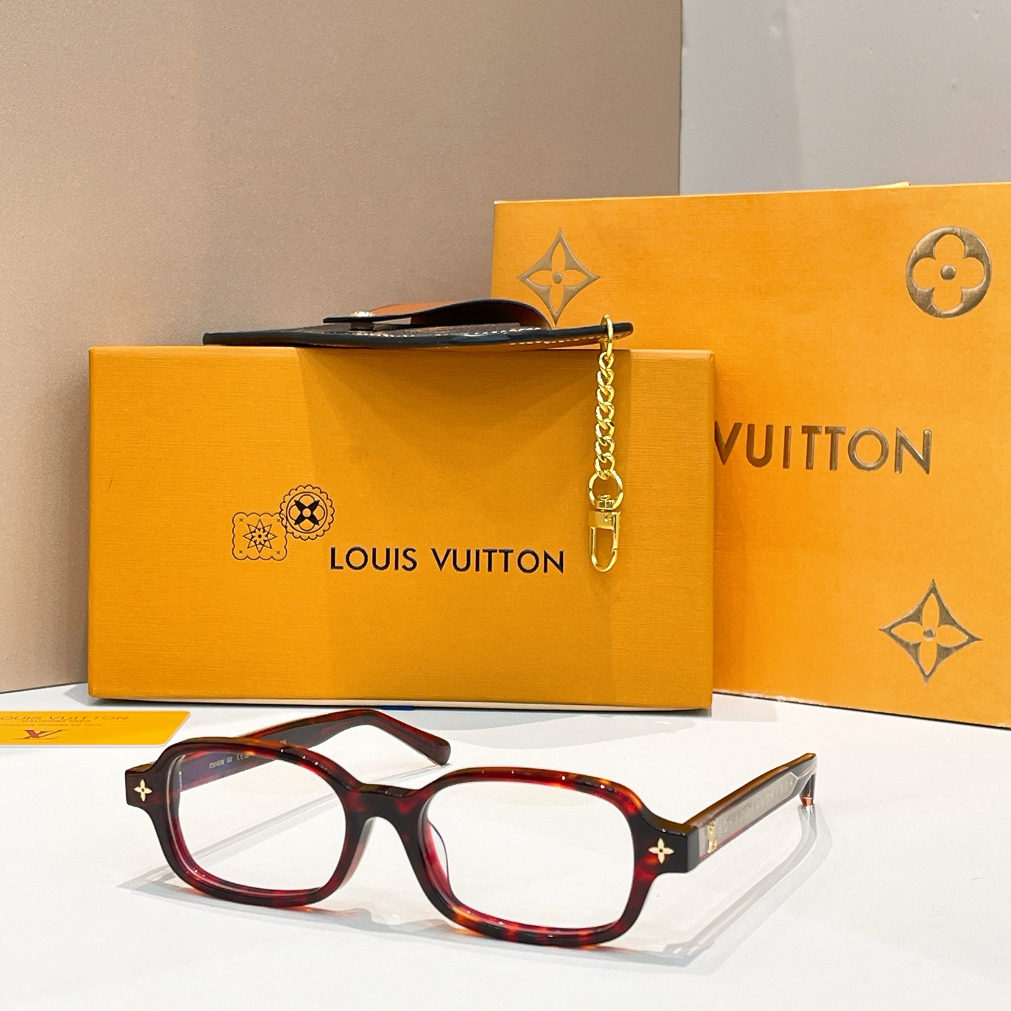 LV glasses-15