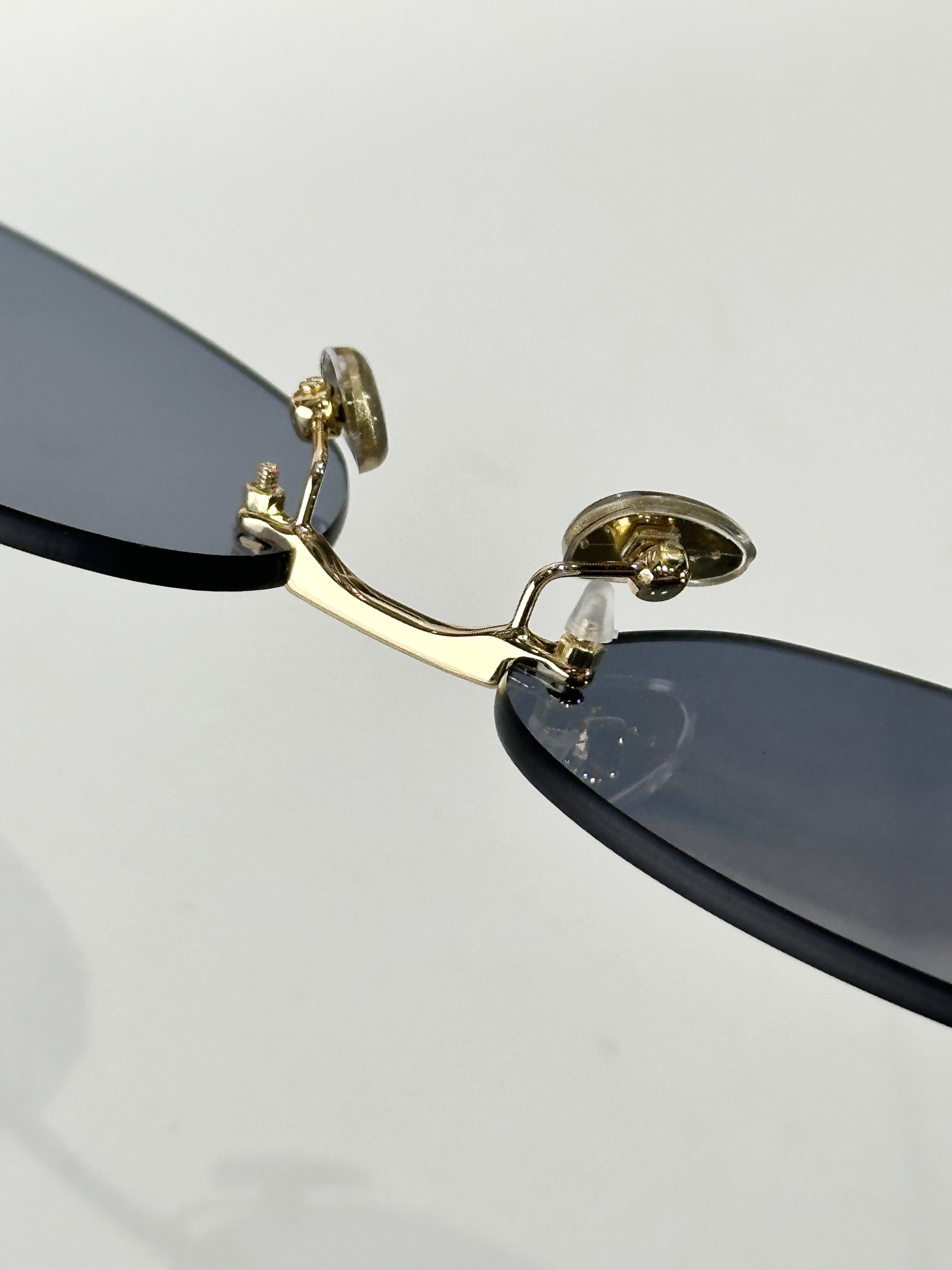 LV glasses-9