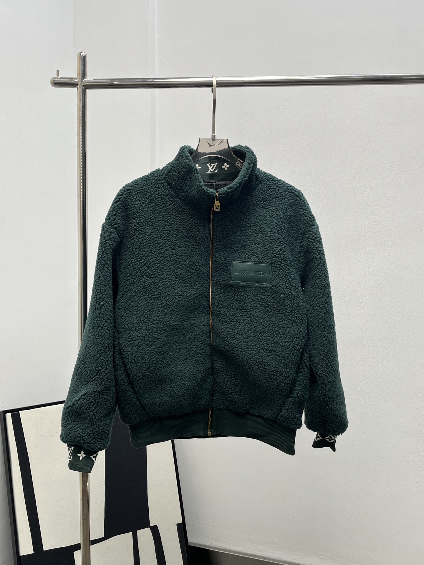 LV Clothing-350