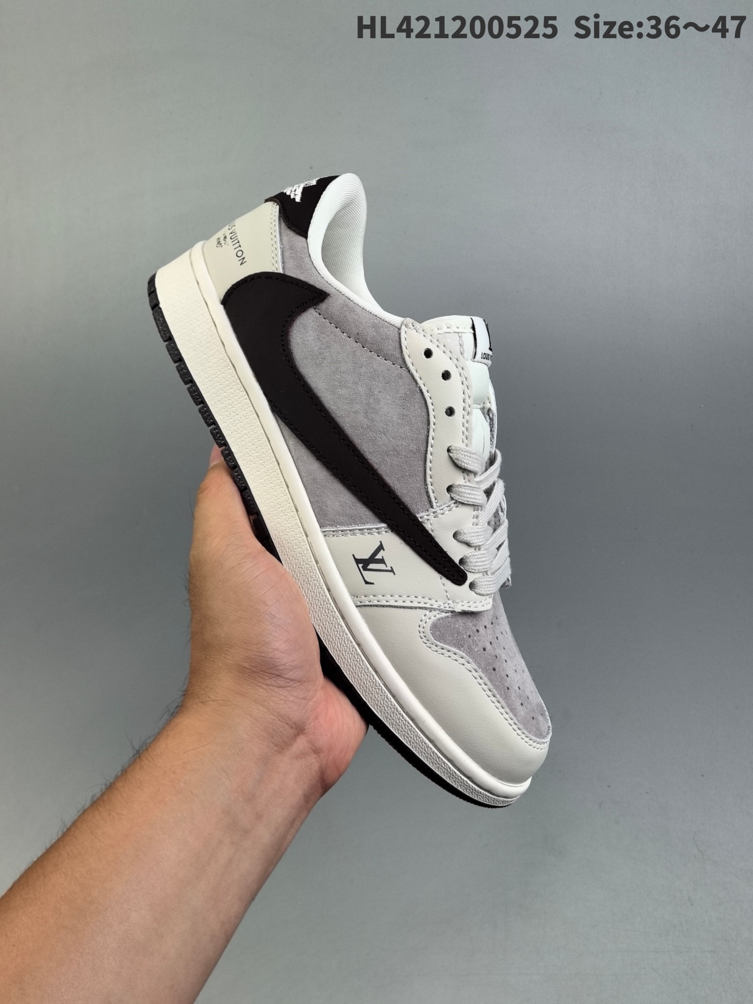 Lv Sneakers-16