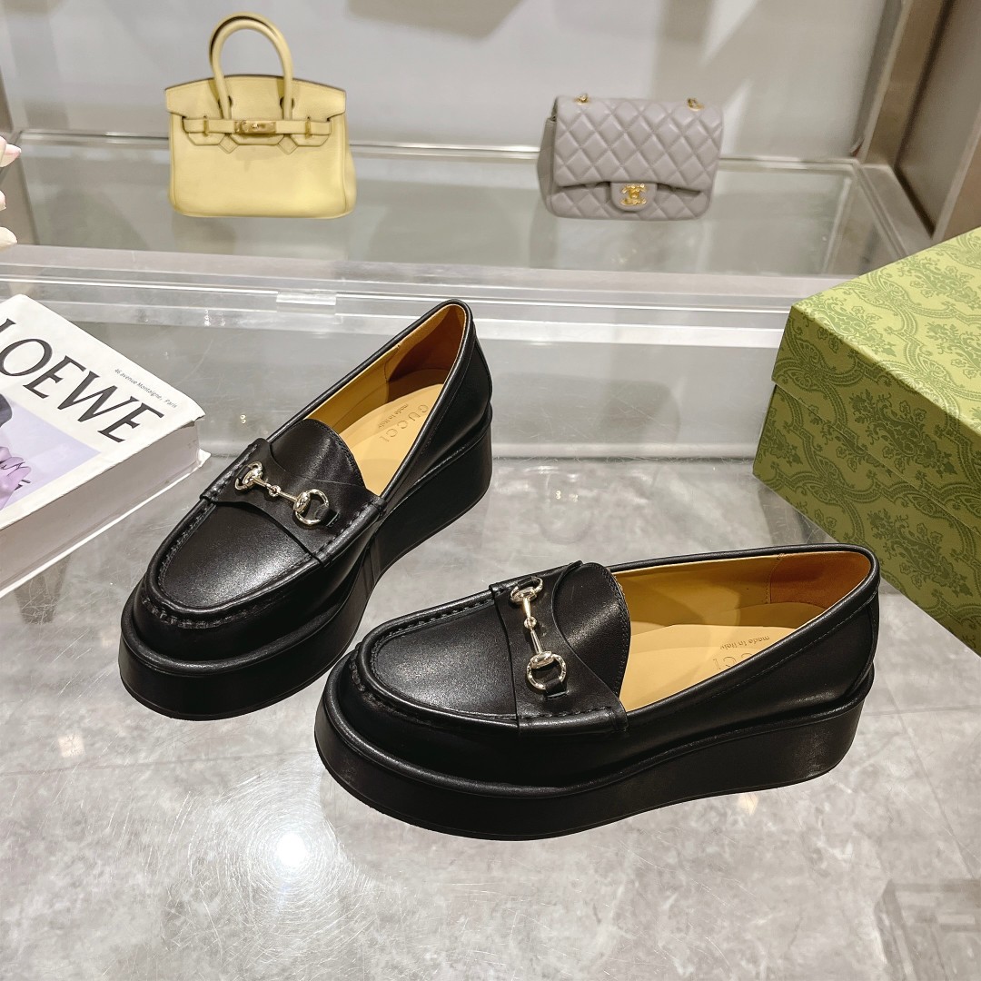 Gucci women's leather shoes-44