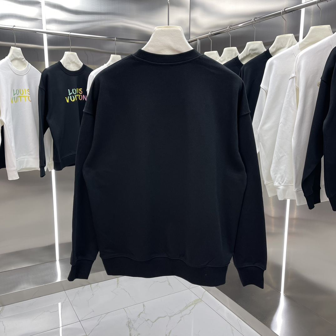 Gucci clothing-110