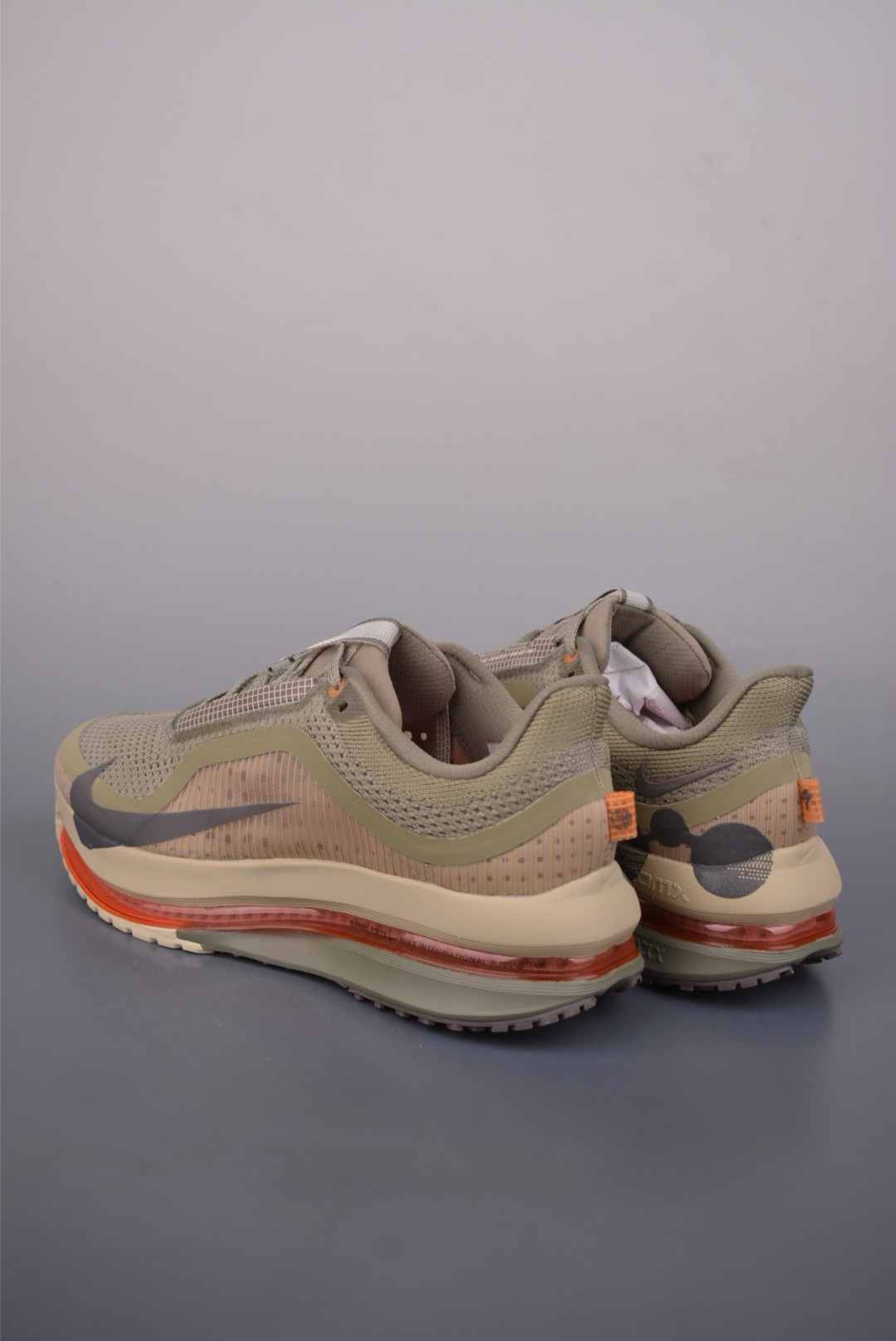 Nike Sneakers-280
