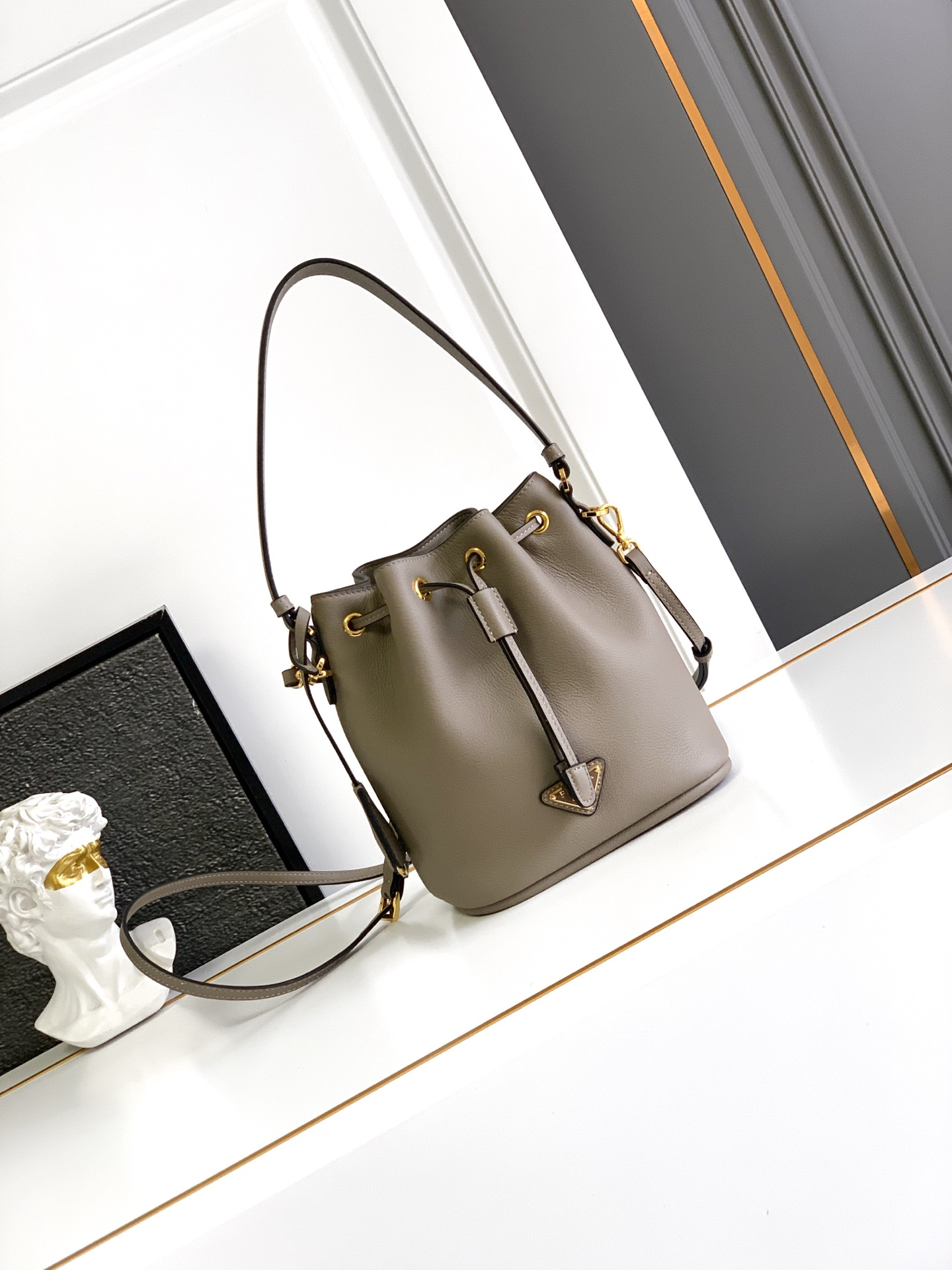 Prada bag-150
