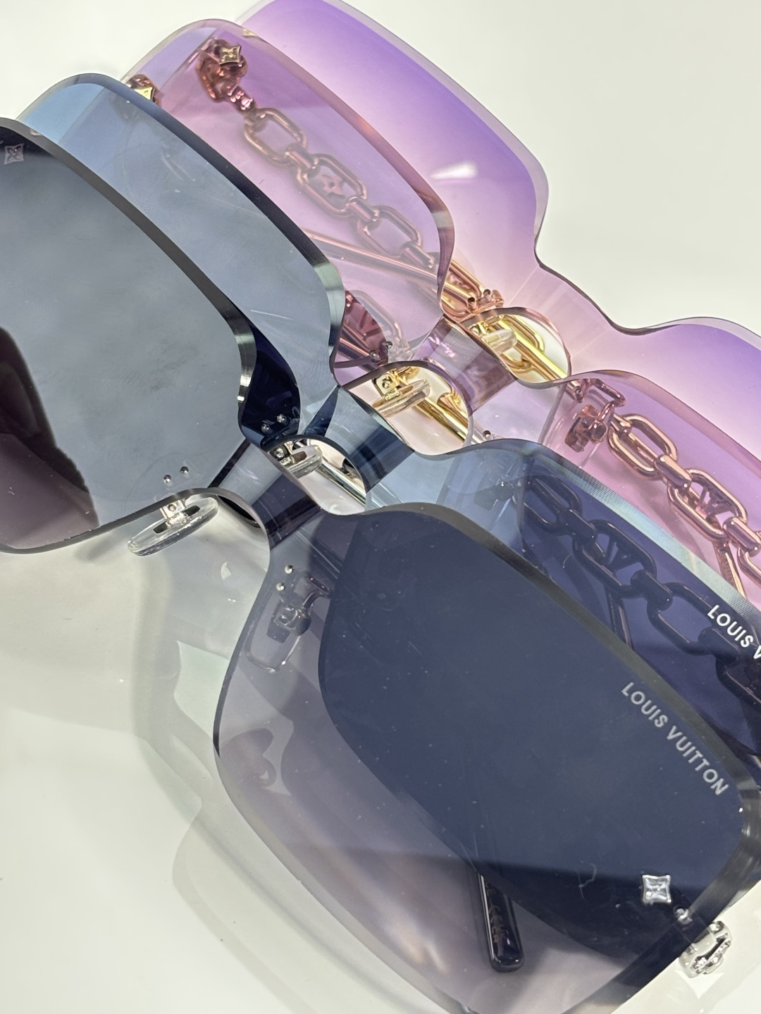 LV glasses-48