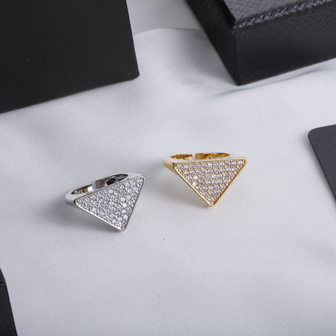 Prada ring-3