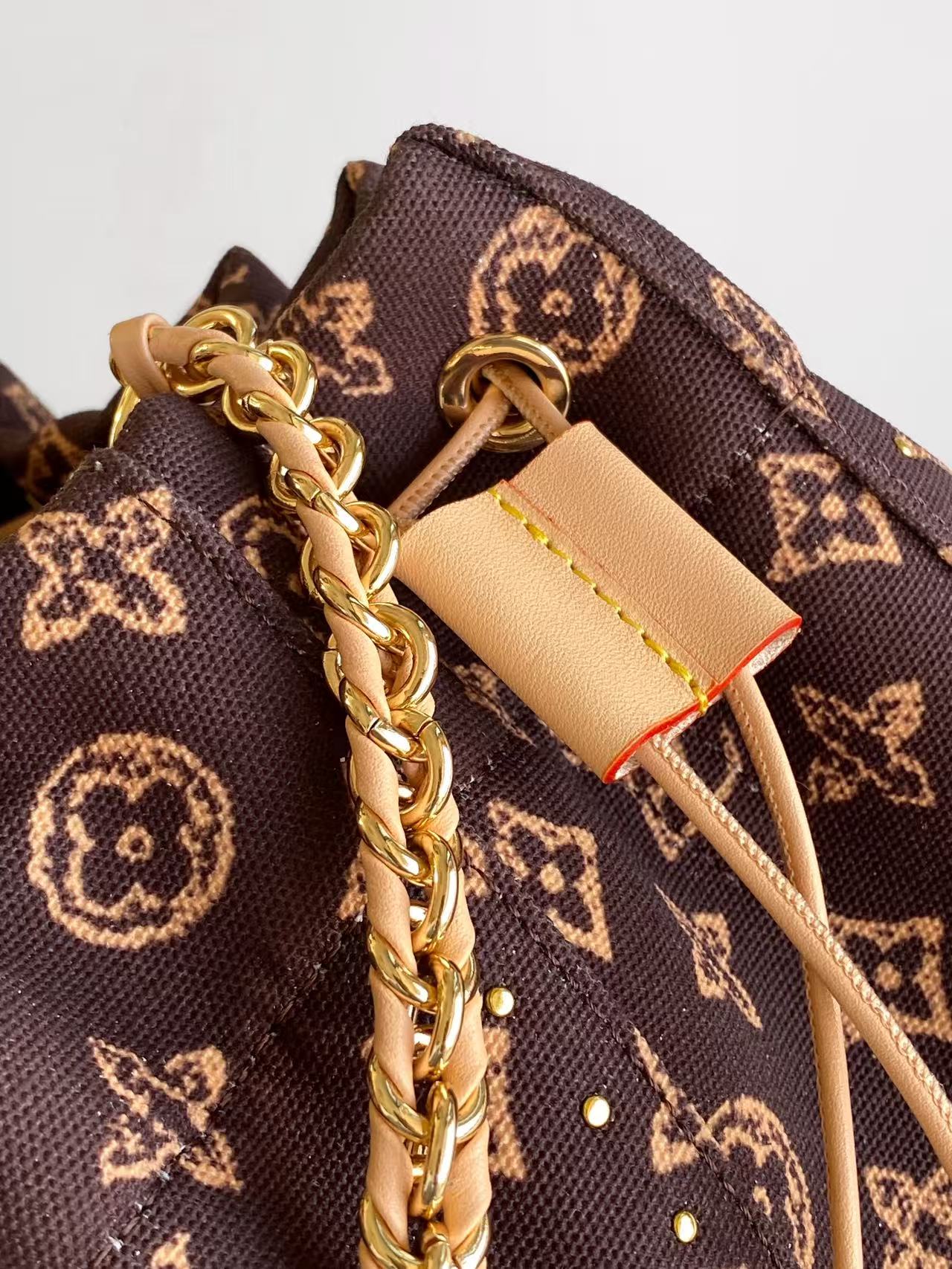 Louis Vuitton bag-84