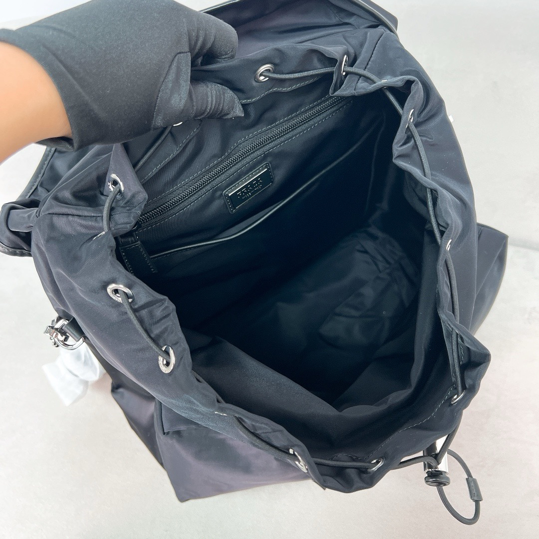 Prada bag-165