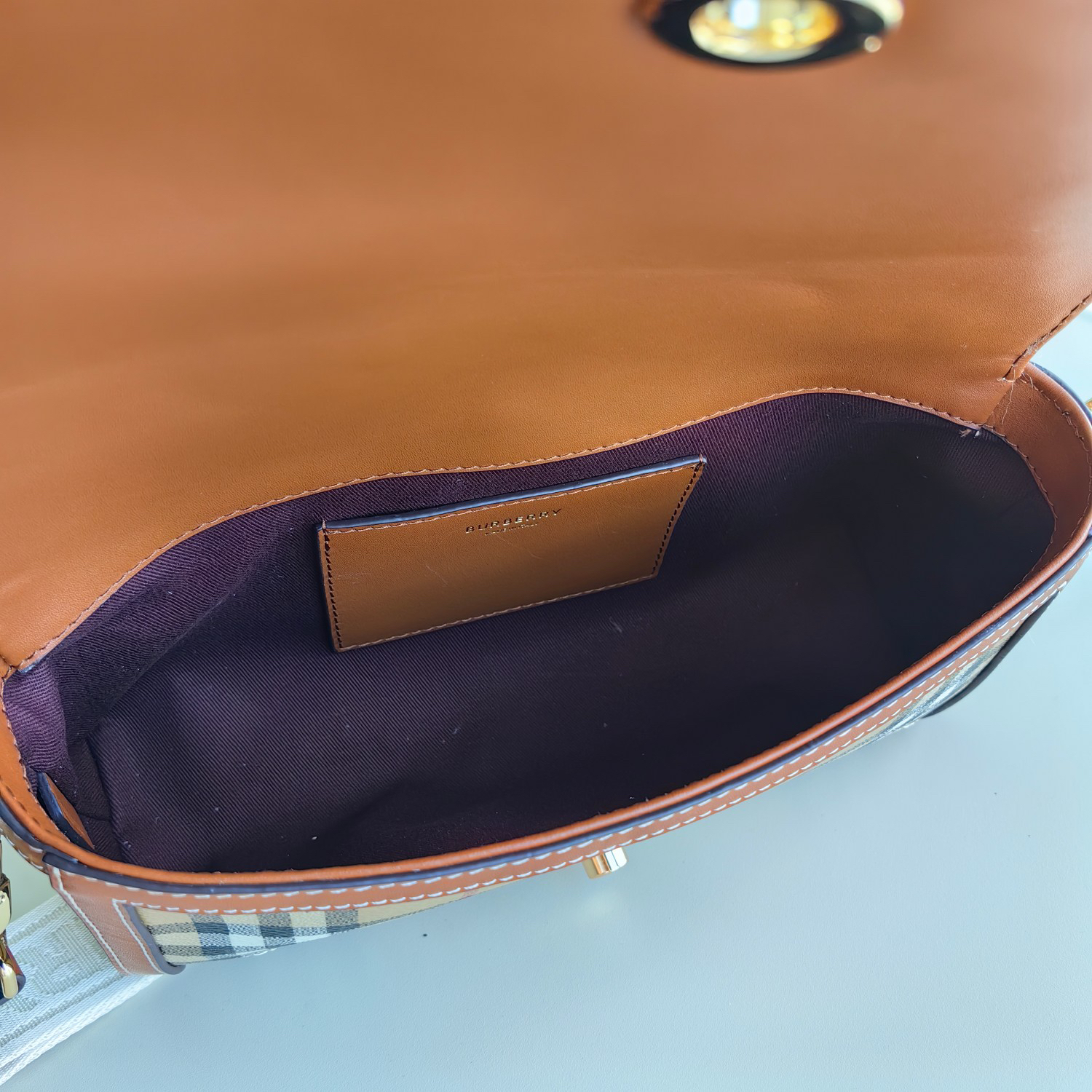 Burberry bag-108