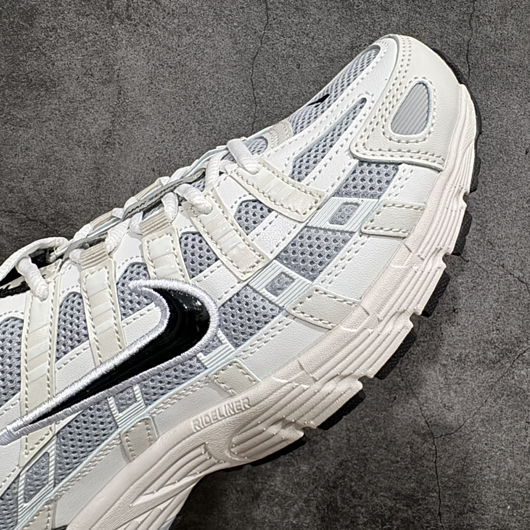 Nike Sneakers-97