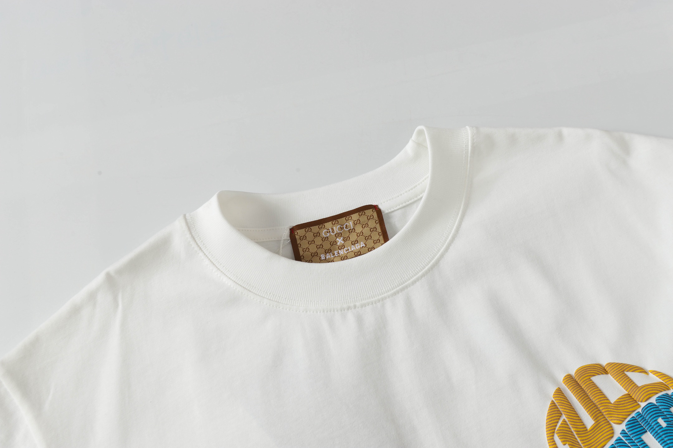 Gucci clothing-105