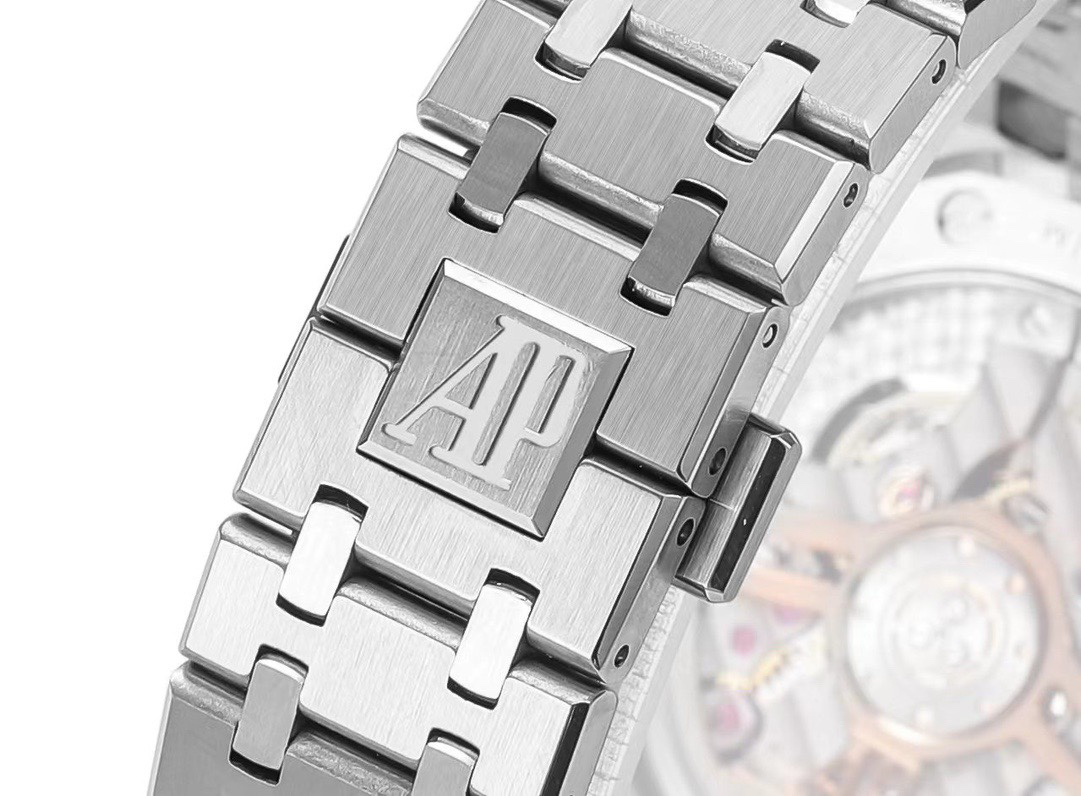 Audemars Piguet Royal Oak 15510BC.OO.1320BC.04