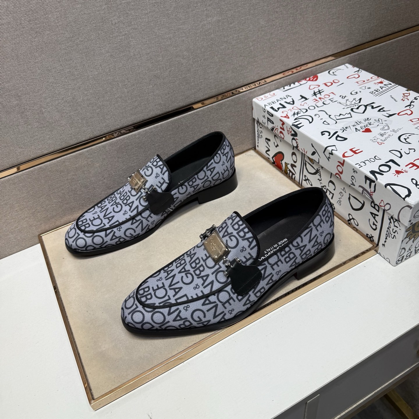 D&G men's leather shoes-108