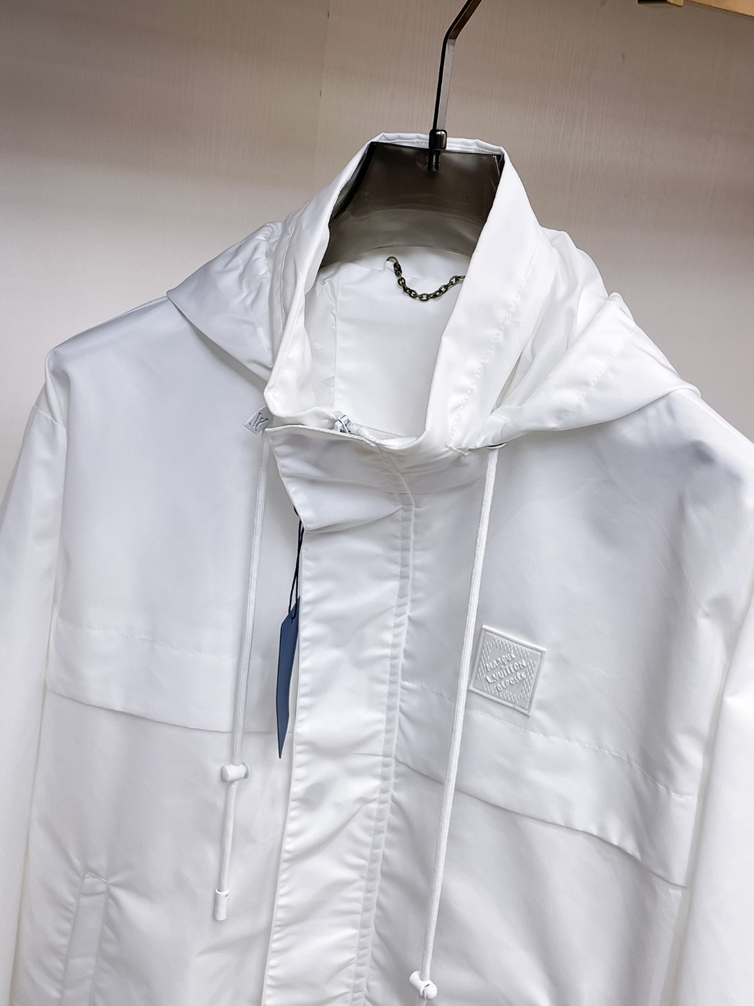 LV Clothing-287