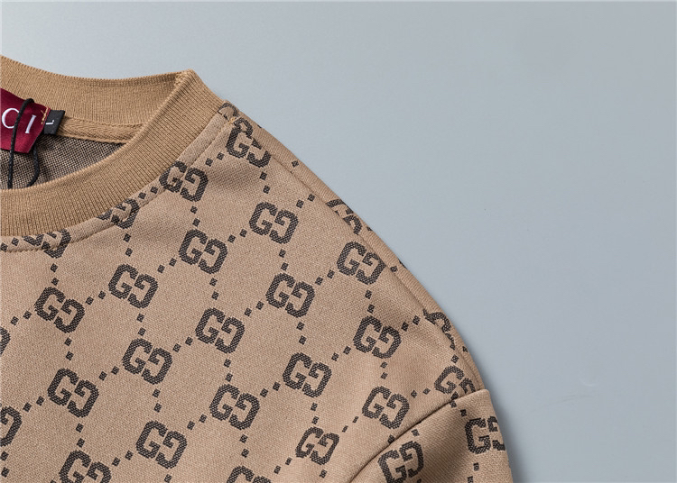 Gucci clothing-100