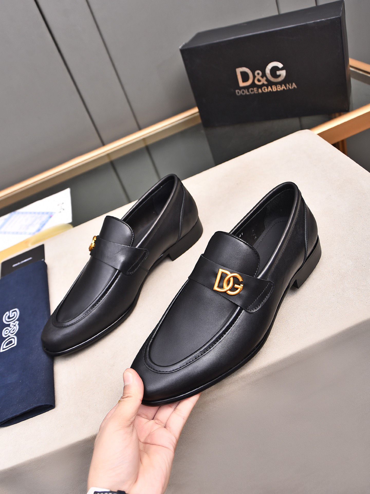 D&G men's leather shoes-65