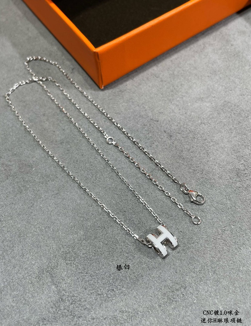 Hermes necklace-13