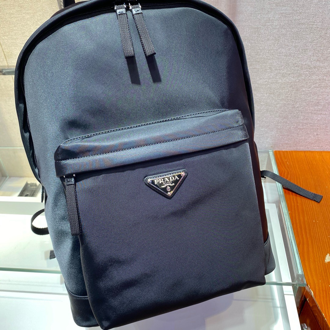 Prada bag-250