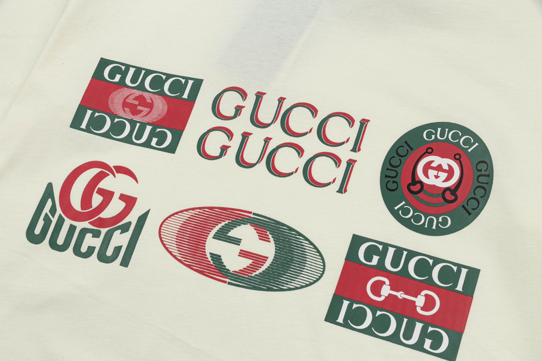 Gucci clothing-67