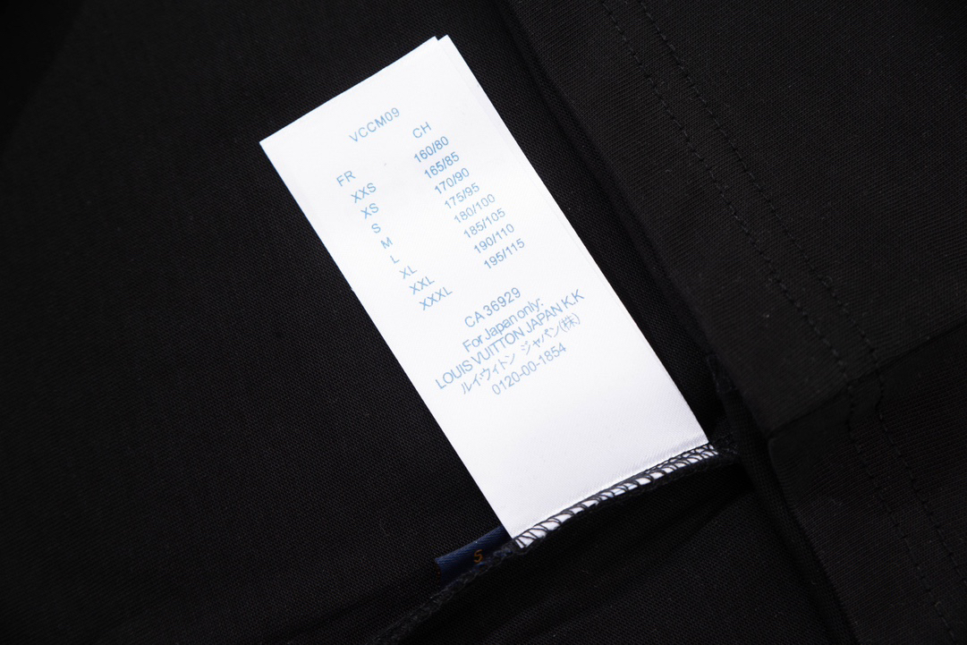 LV clothing-257