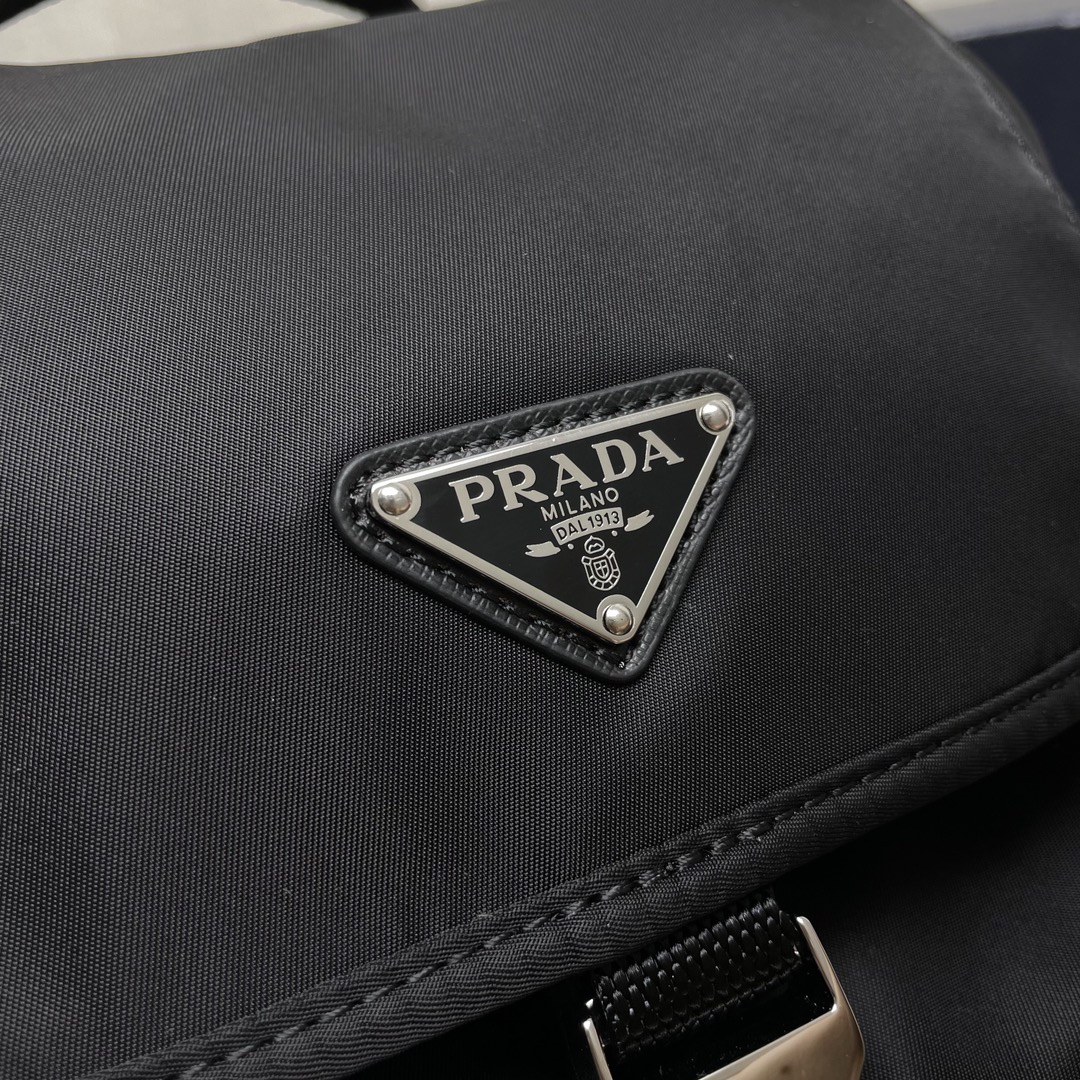 Prada bag-296