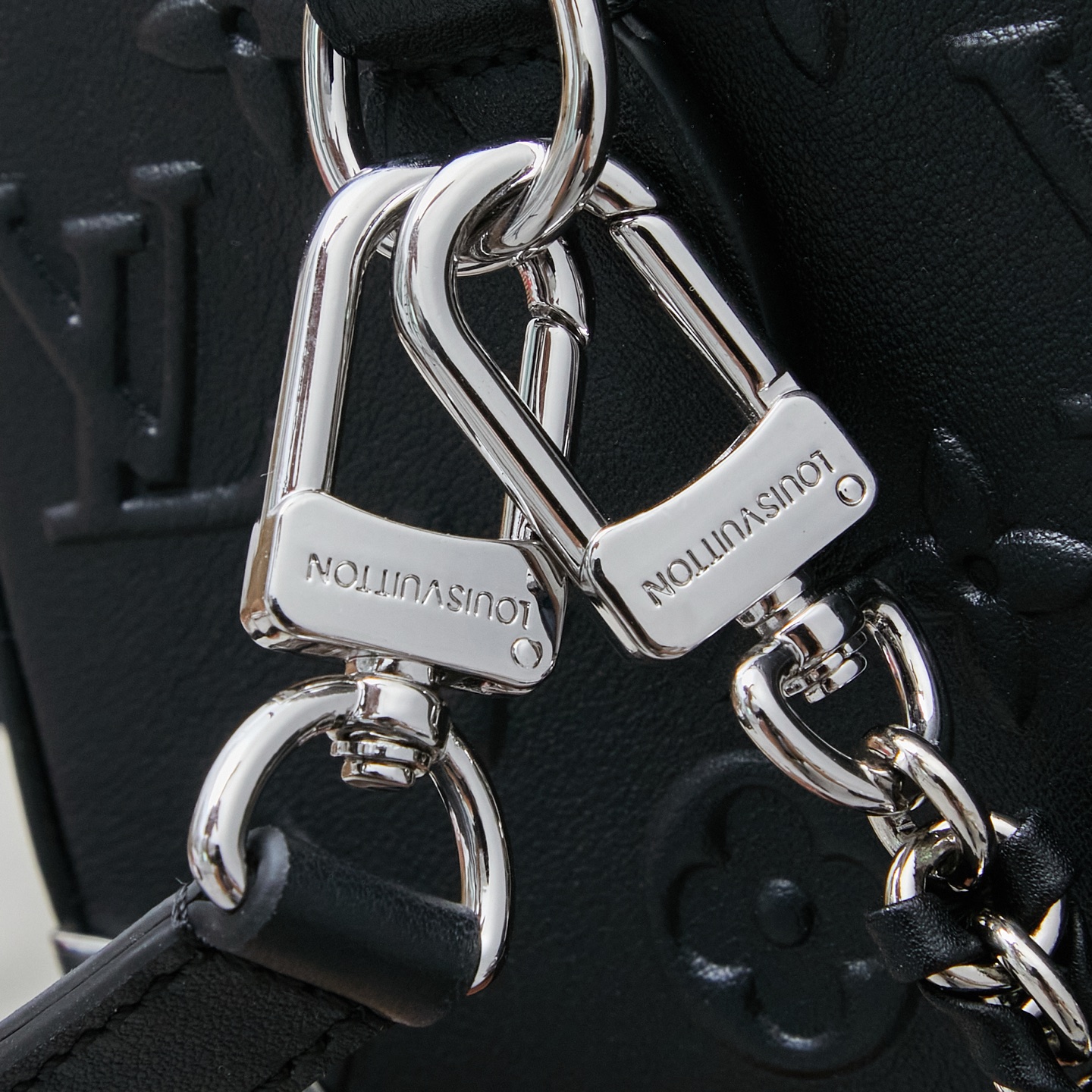 Louis Vuitton bag-193