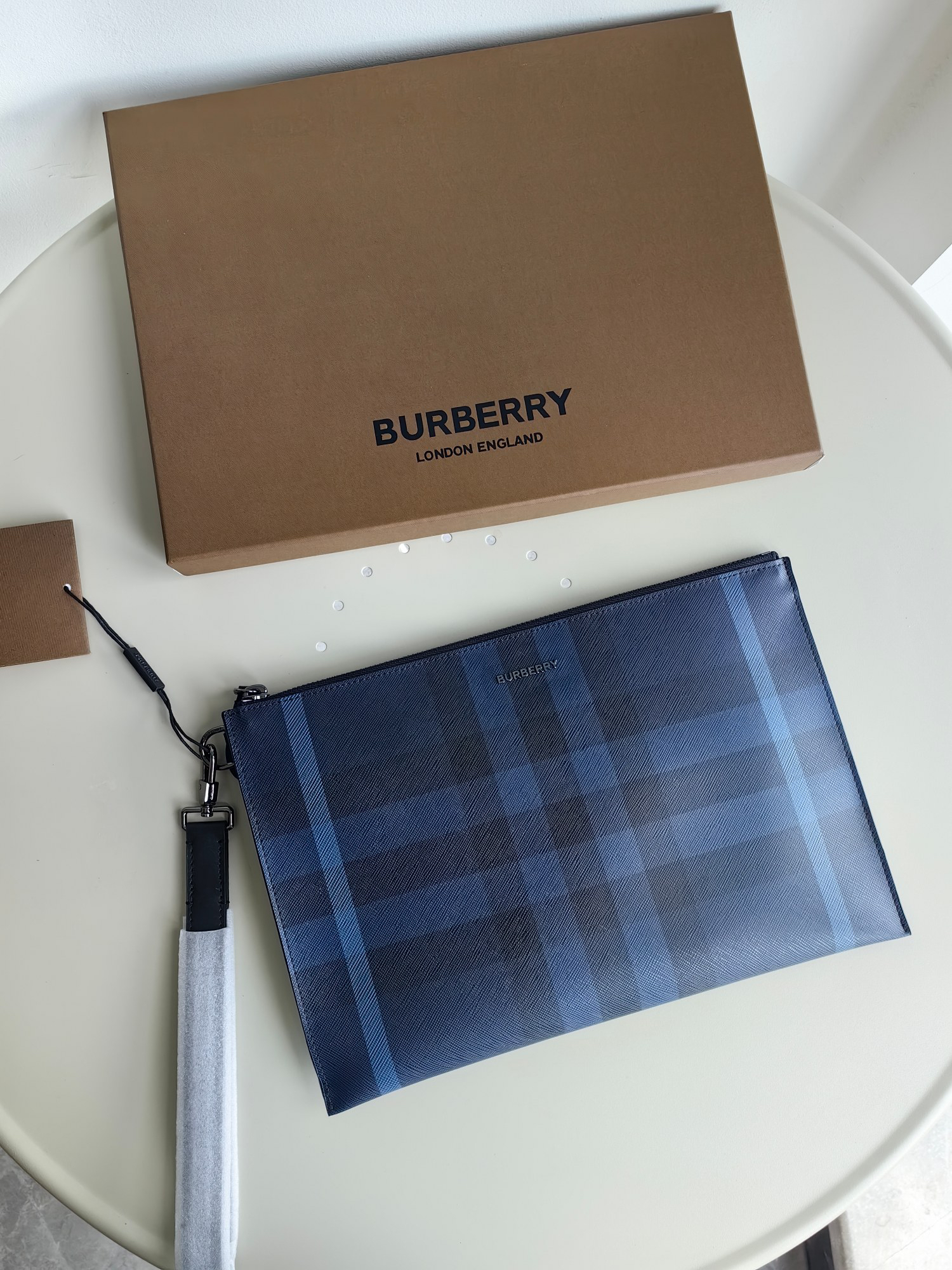 Burberry bag-104