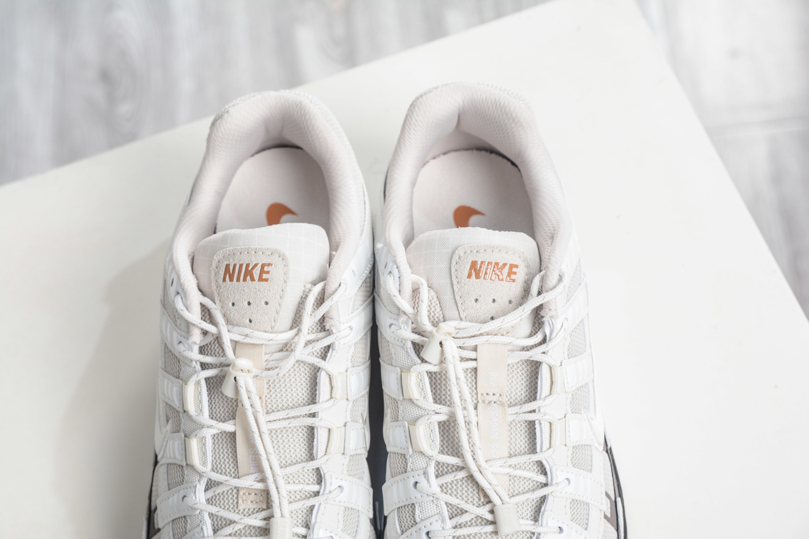 Nike Sneakers-340