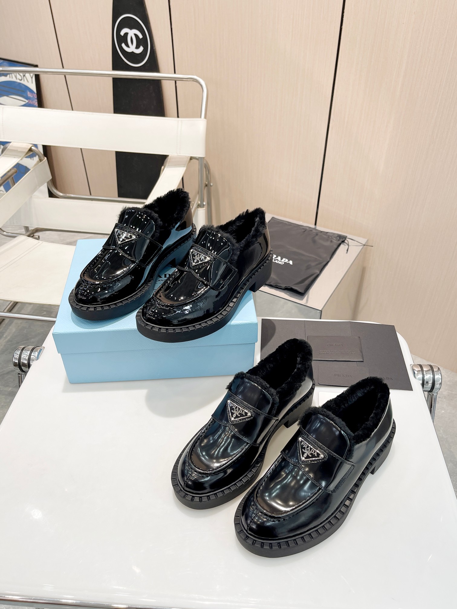 Prada women's leather shoes-7