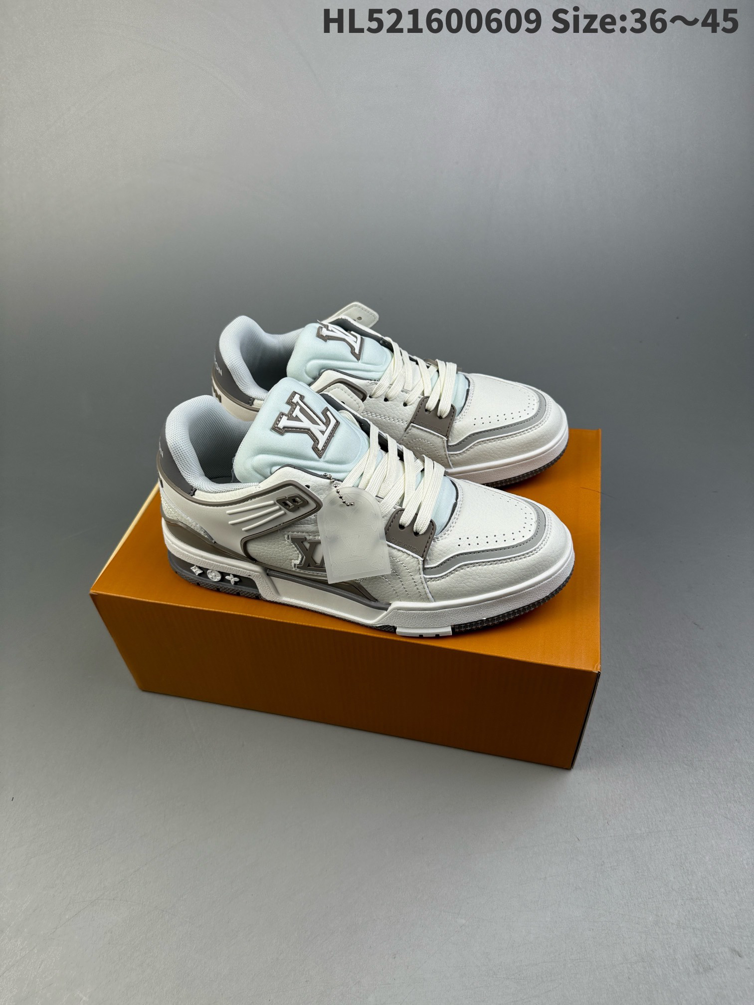 Lv Sneakers-91