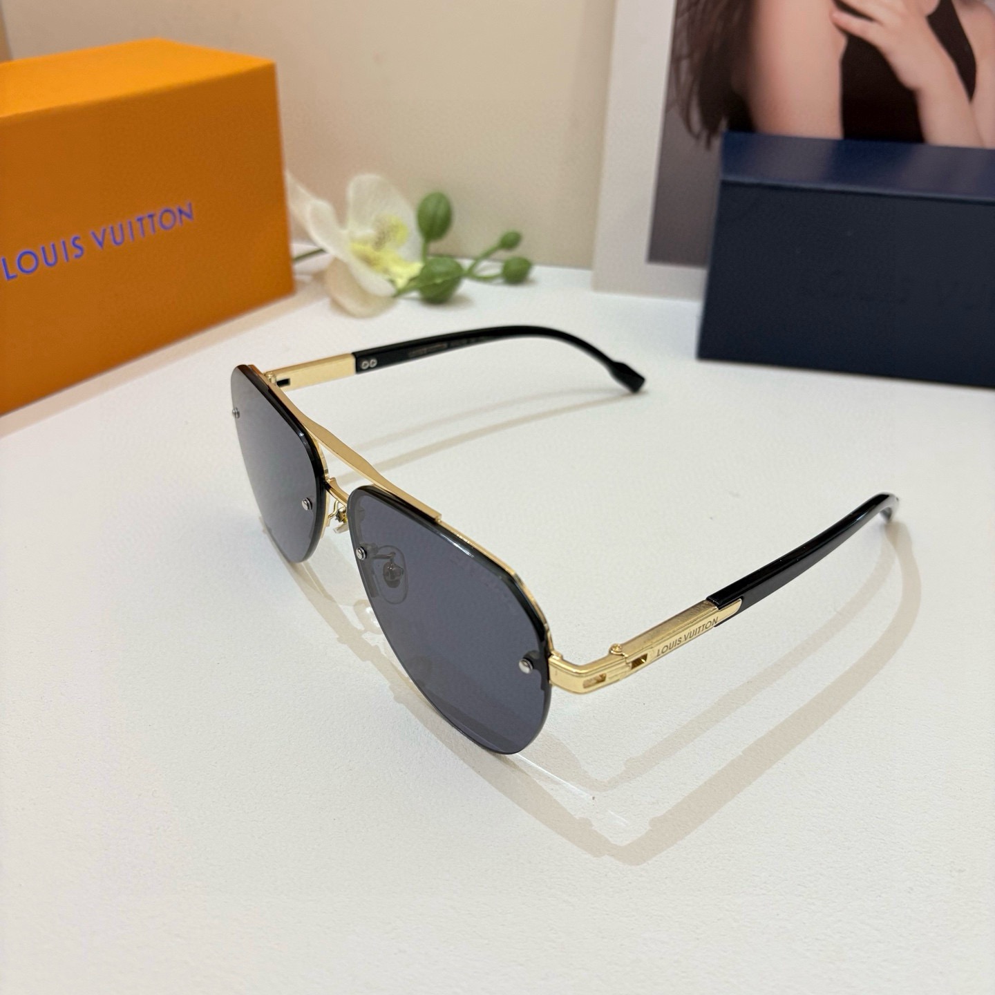 LV glasses-58