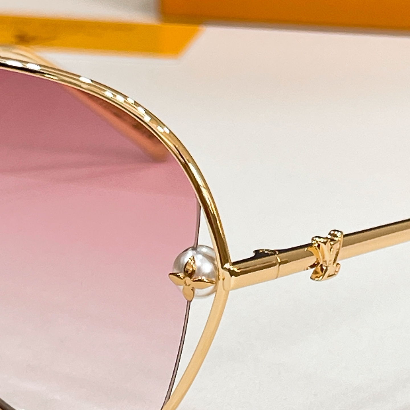 LV glasses-59