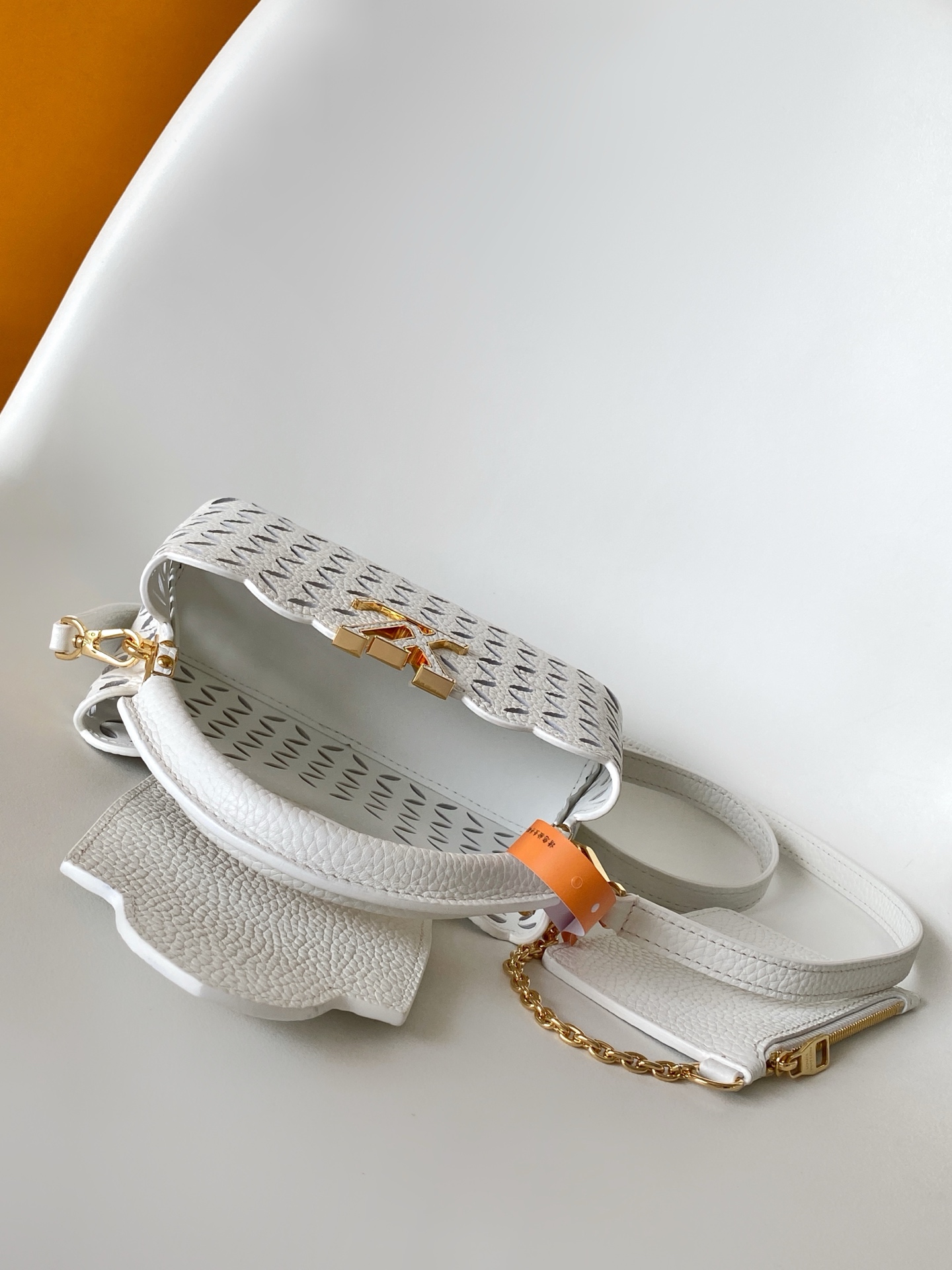 Louis Vuitton bag-100