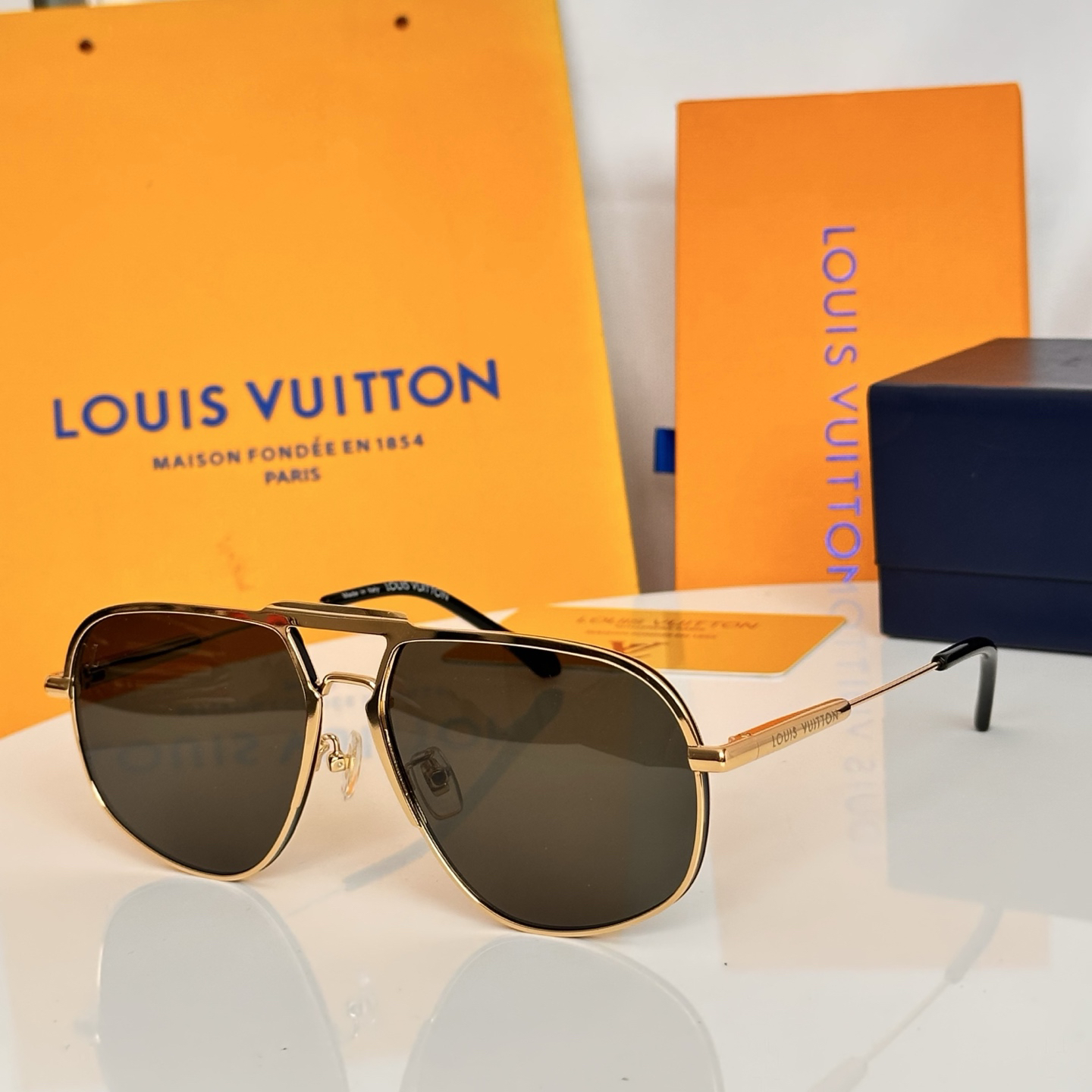 LV glasses-52