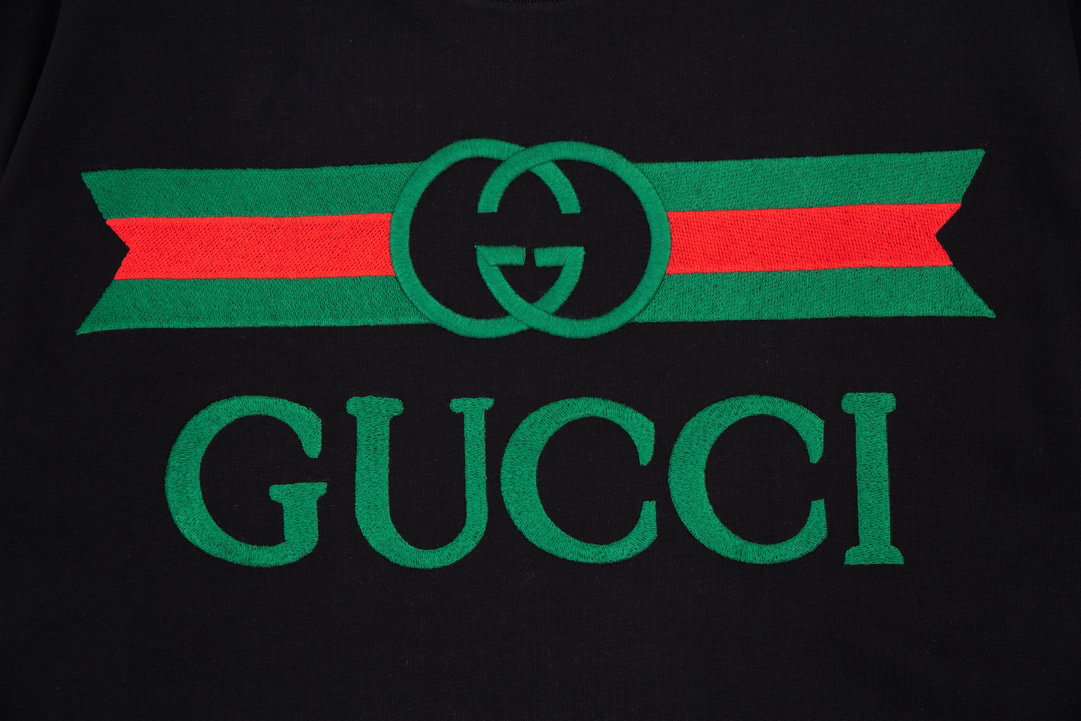 Gucci clothing-69