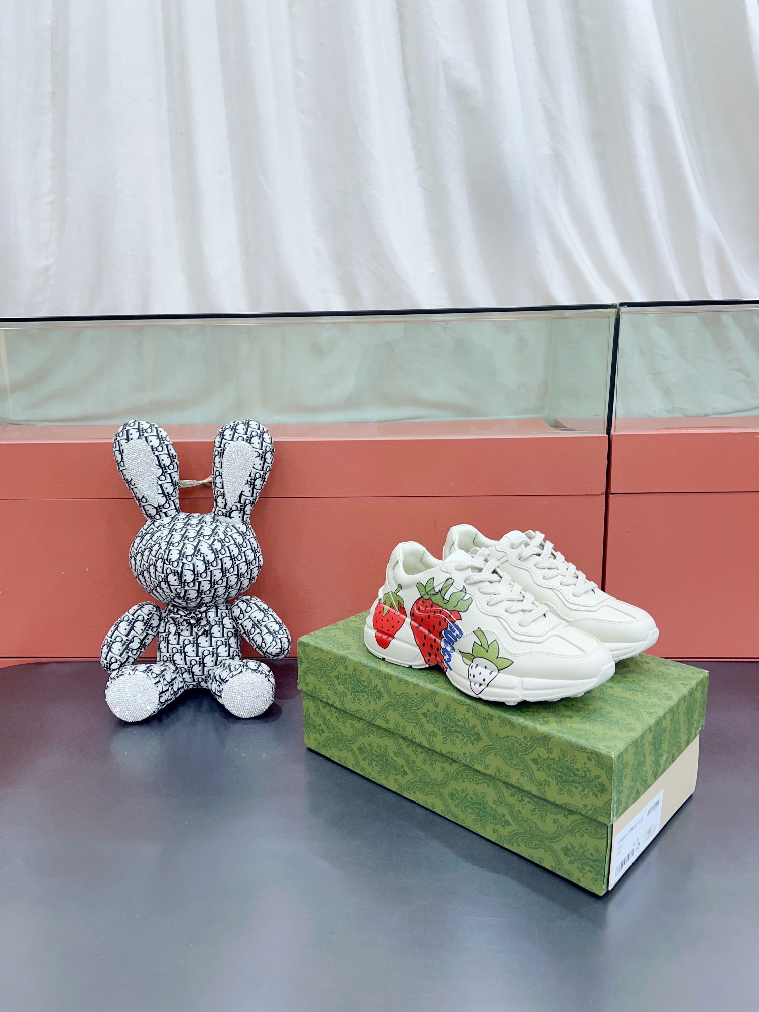 Gucci Sneakers-178