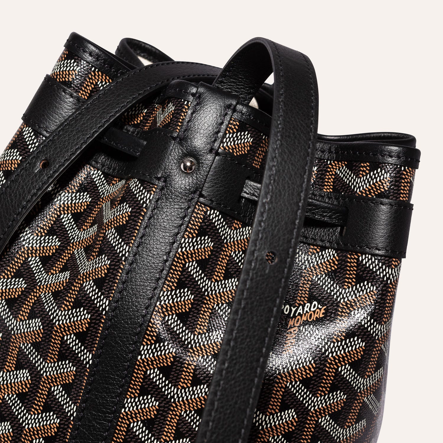 Petit Flot Bucket Bag PM