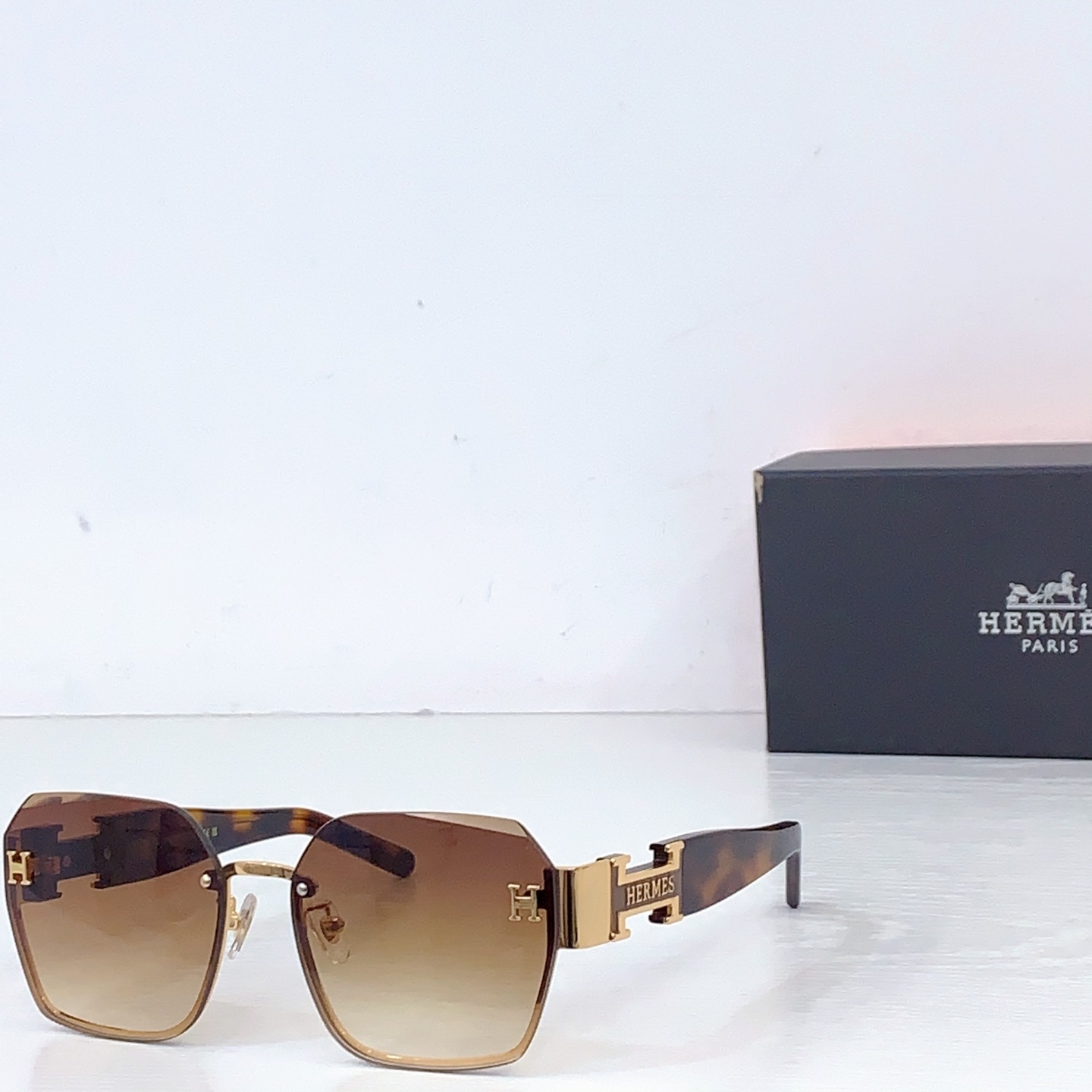 Hermes glasses-41